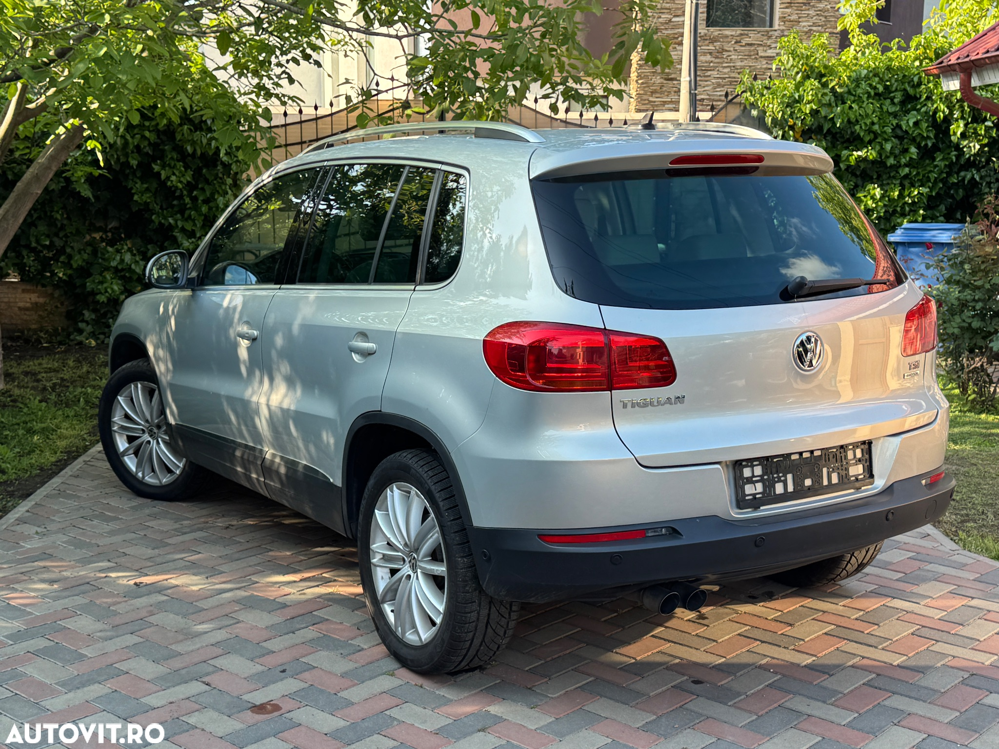 Volkswagen Tiguan 1.4 TSI 4Motion Lounge Sport & Style - 4