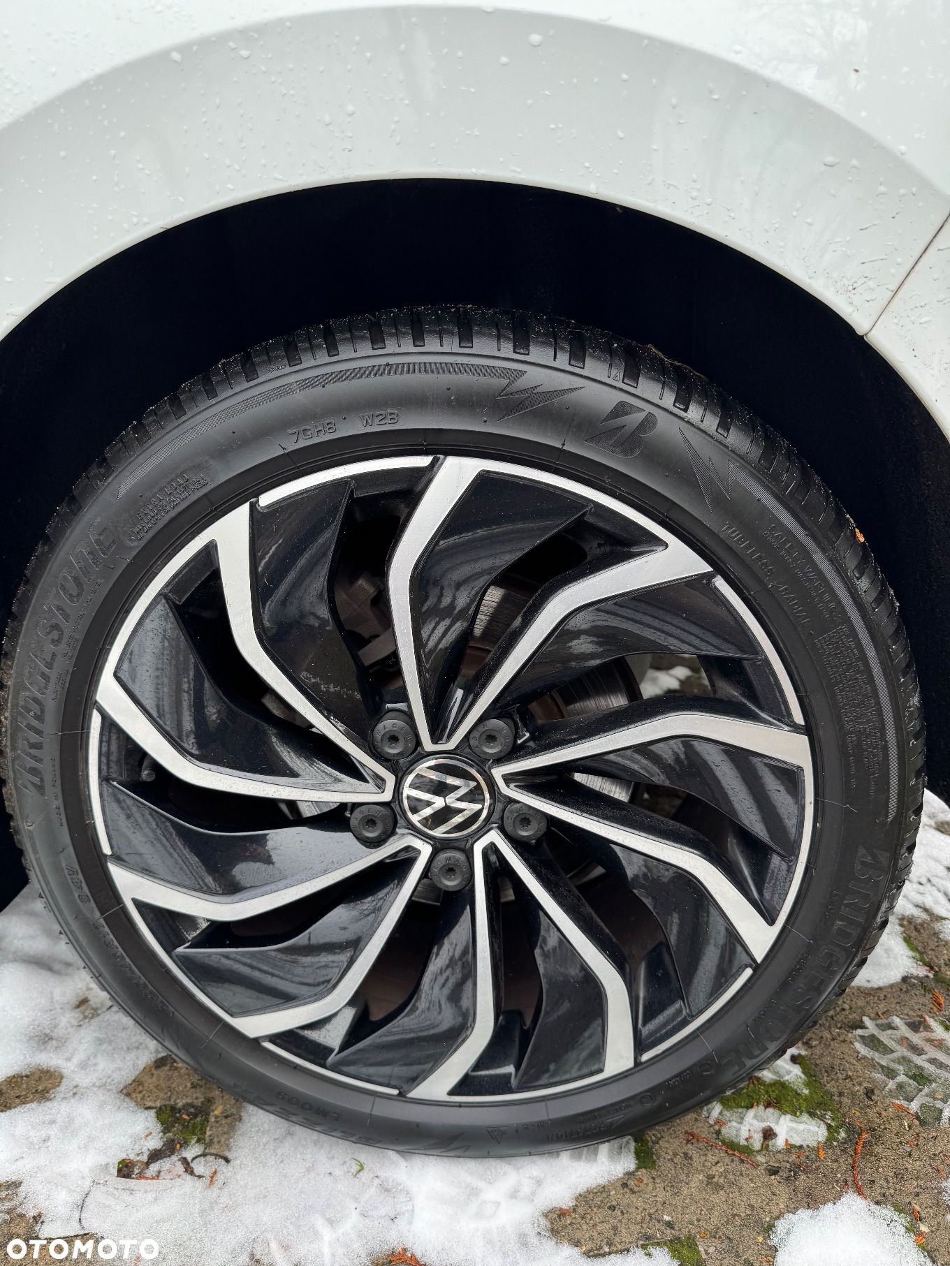 Volkswagen Golf VIII 1.0 eTSI Life DSG - 18
