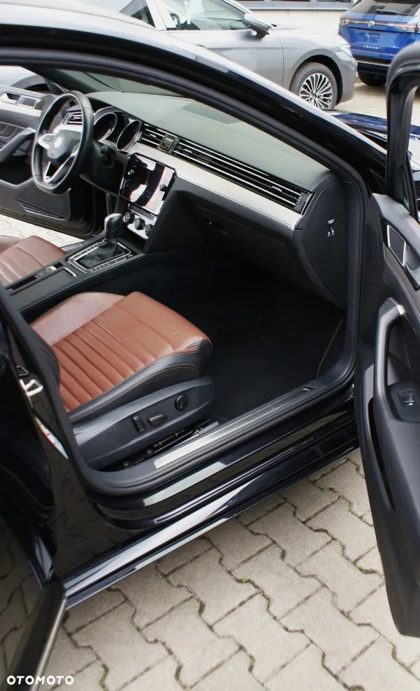 Volkswagen Passat 2.0 TSI Elegance DSG - 34