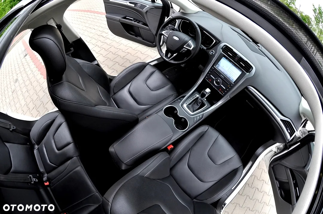 Ford Mondeo 2.0 TDCi Titanium PowerShift - 16