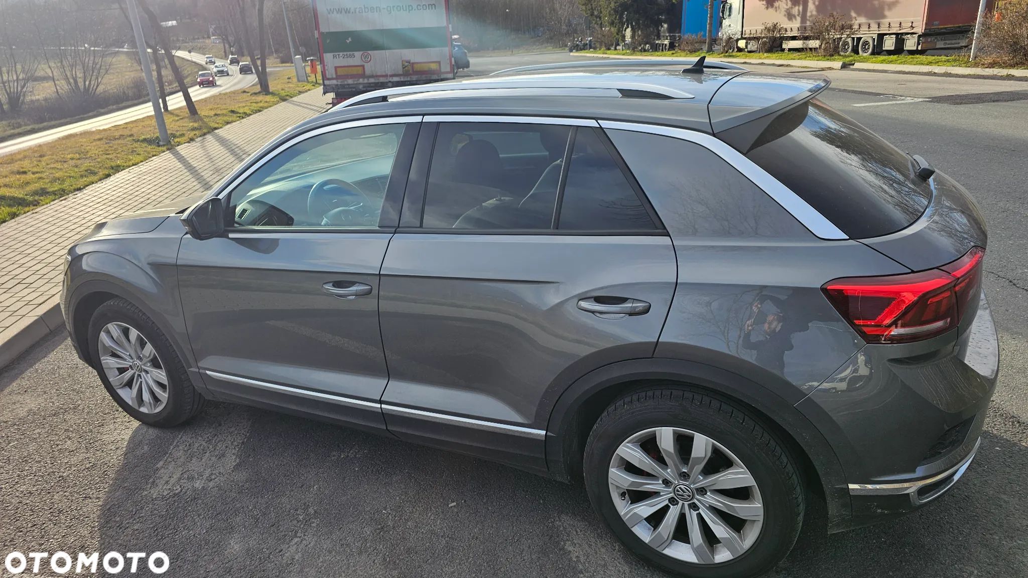 Volkswagen T-Roc - 1