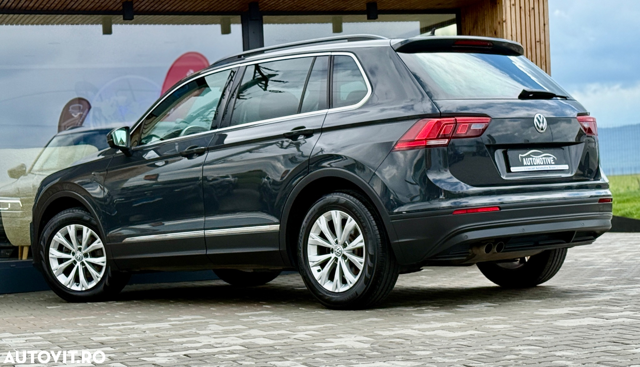 Volkswagen Tiguan 1.5 TSI ACT DSG Comfortline - 17