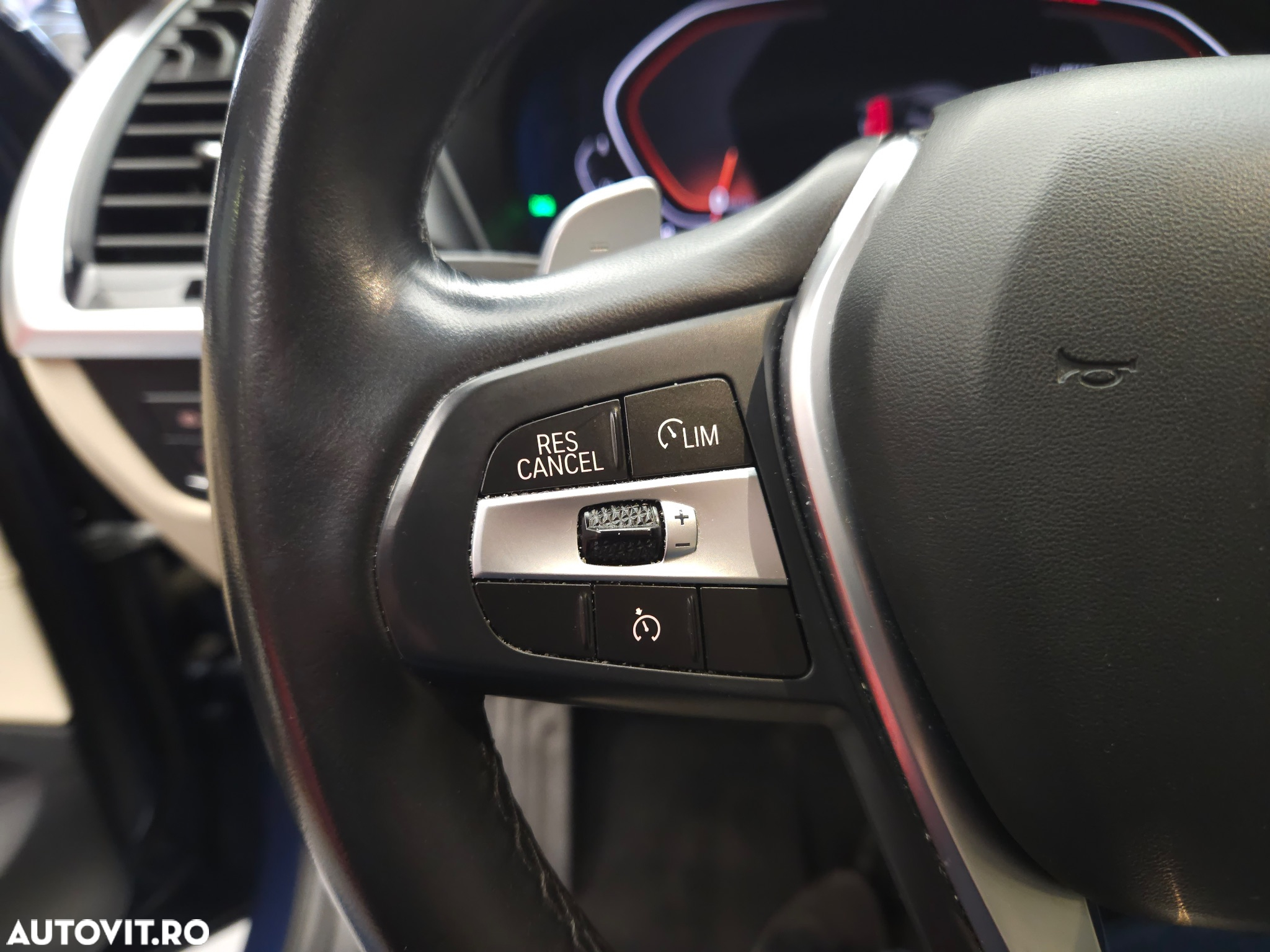 BMW X4 xDrive30i AT xLine - 13