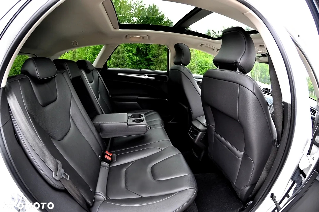 Ford Mondeo 2.0 TDCi Titanium PowerShift - 22