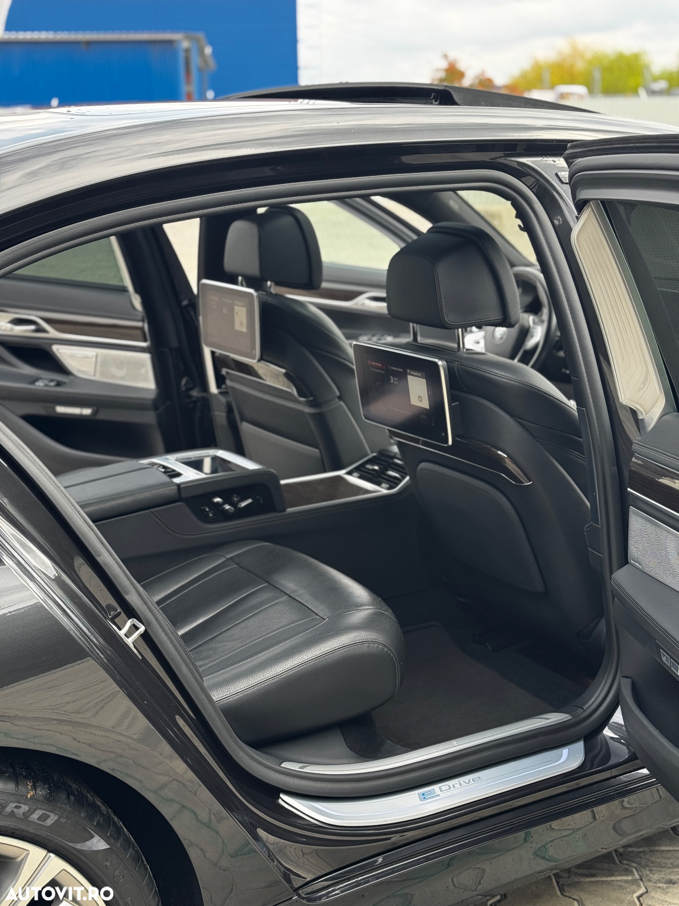 BMW Seria 7 740Le xDrive iPerformance - 12