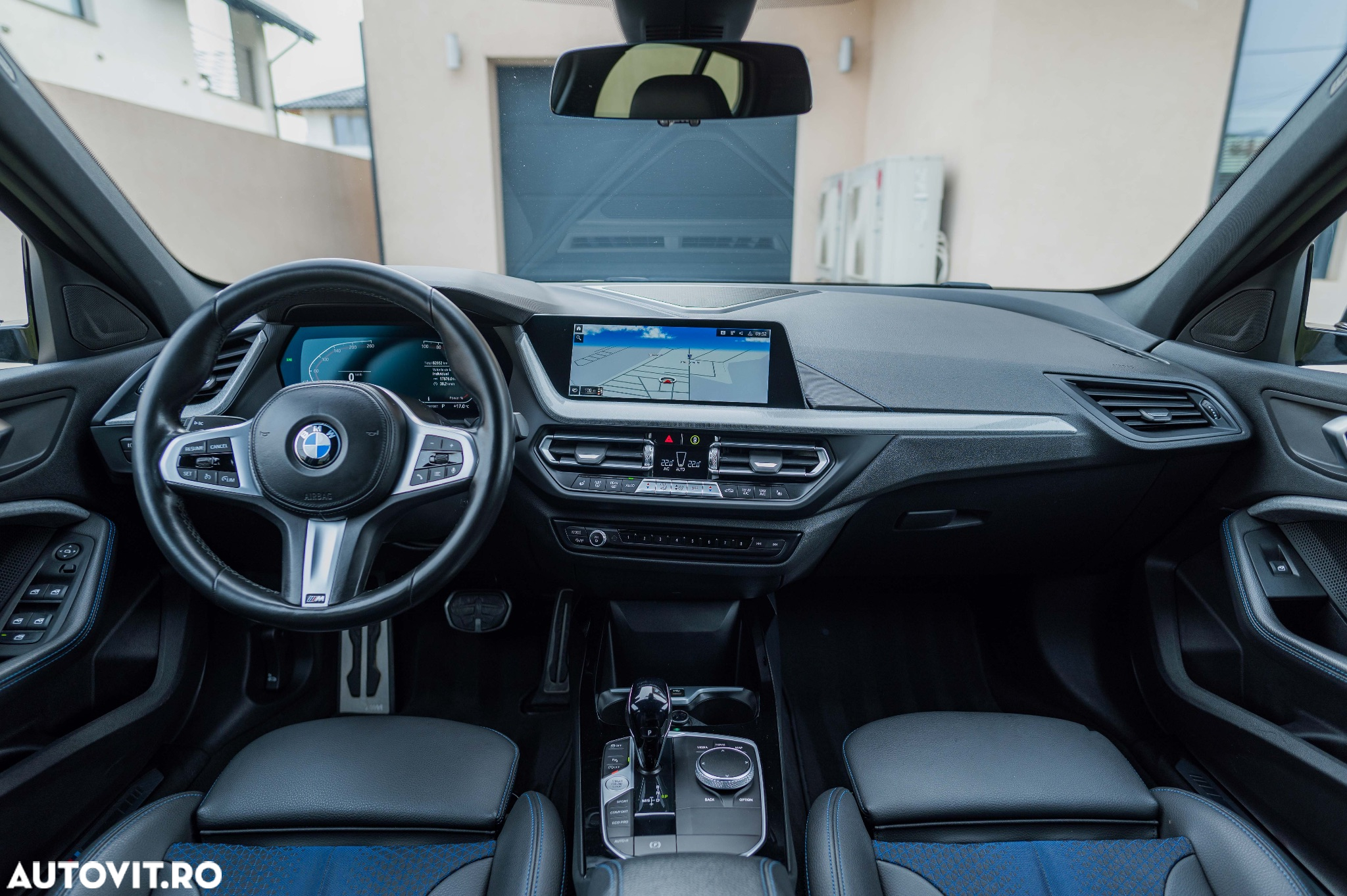 BMW Seria 1 118i Aut. M Sport - 30