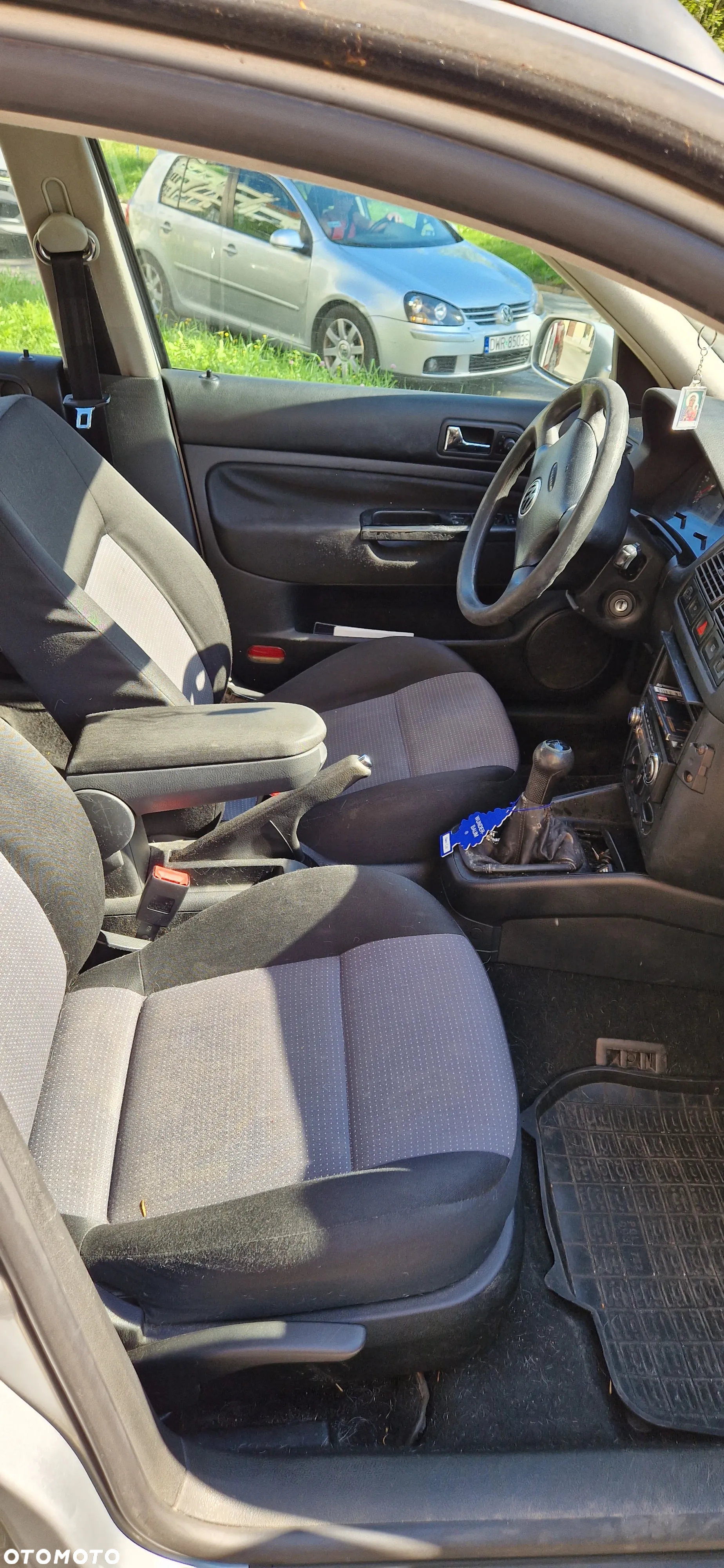 Volkswagen Golf - 4