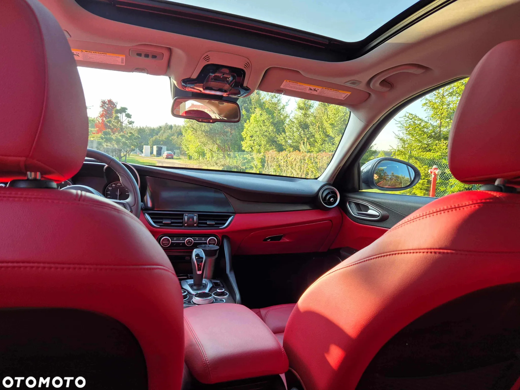 Alfa Romeo Giulia 2.0 Turbo 16V AT8-Q4 Ti - 24