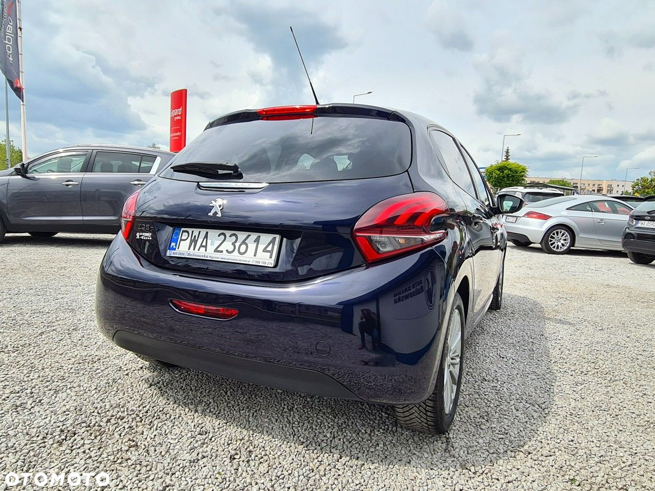Peugeot 208 1.2 PureTech Style - 5