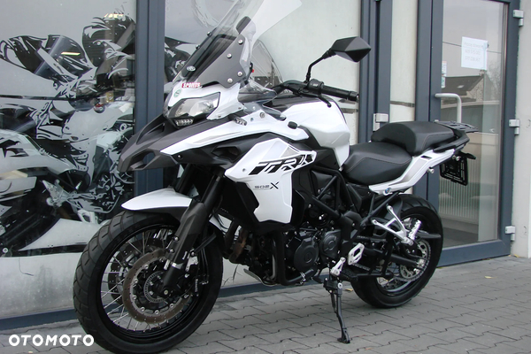 Benelli TRK 502X