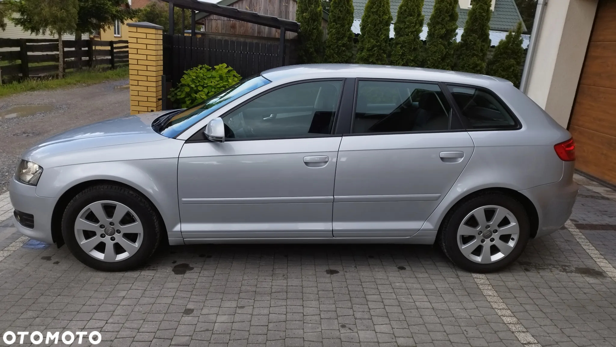 Audi A3 1.6 Sportback Attraction - 12