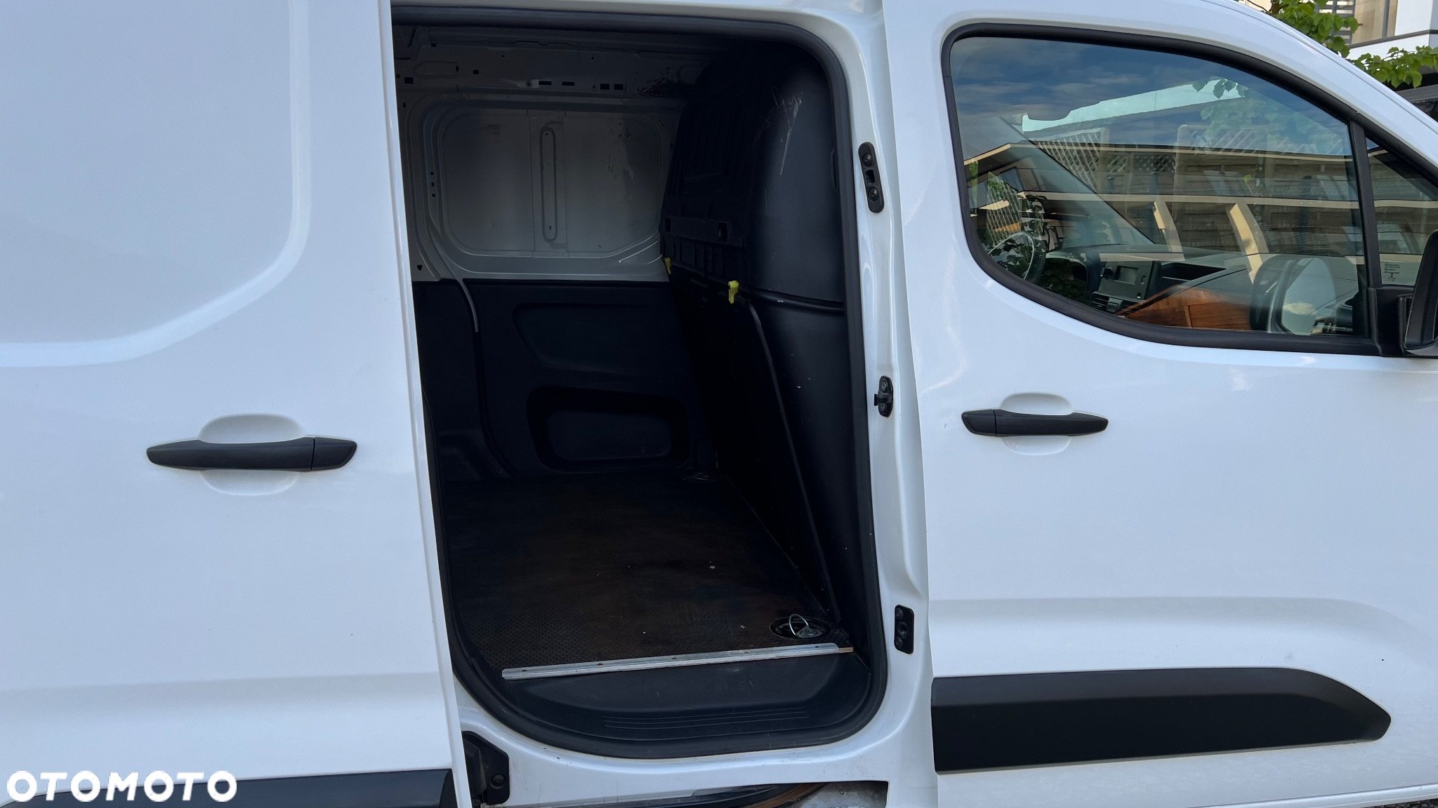 Toyota Proace City 1.5 D-4D Long 2,3t Active (bryg.) - 7