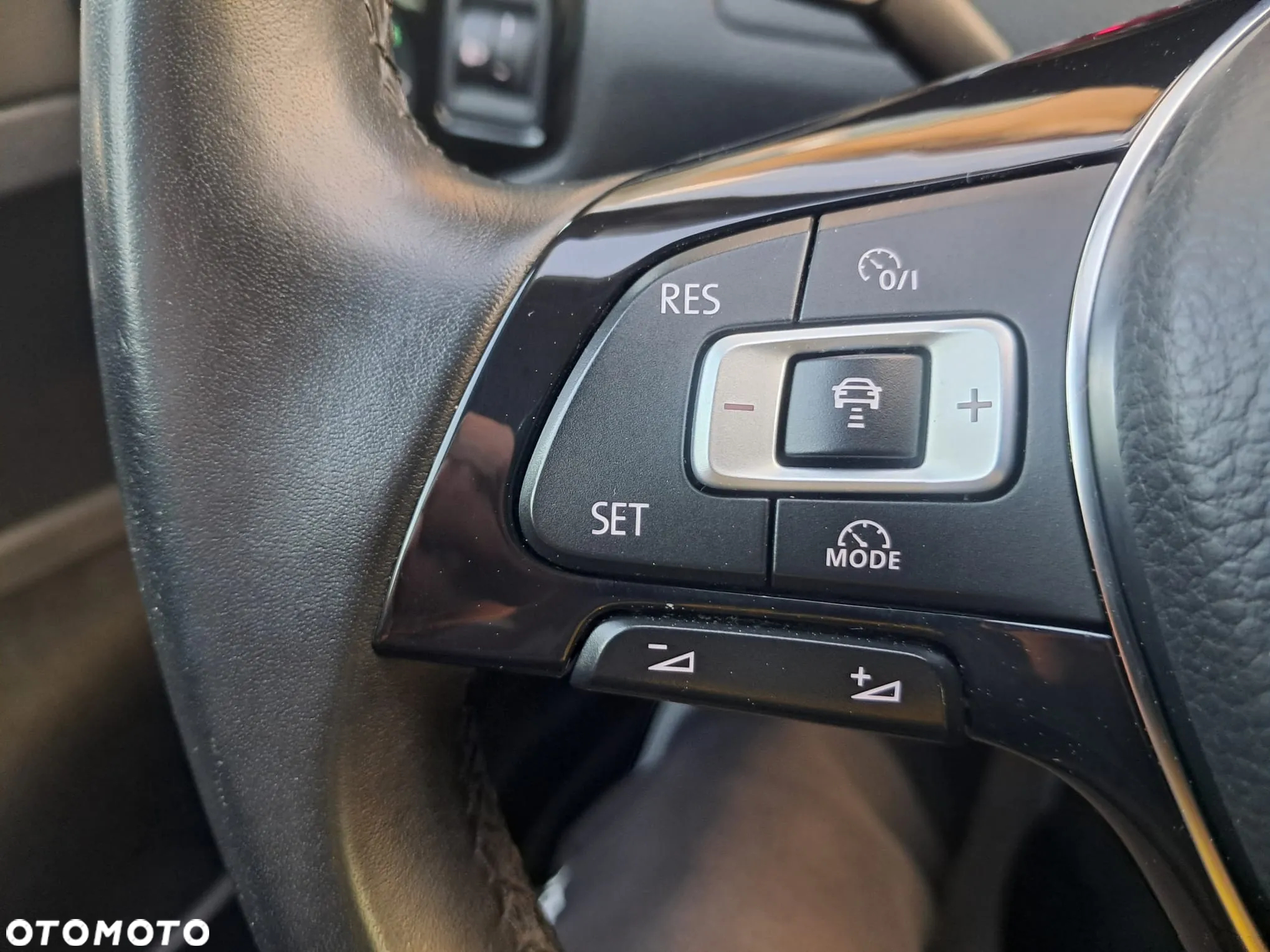 Volkswagen Golf Variant 1.6 TDI Sound - 15