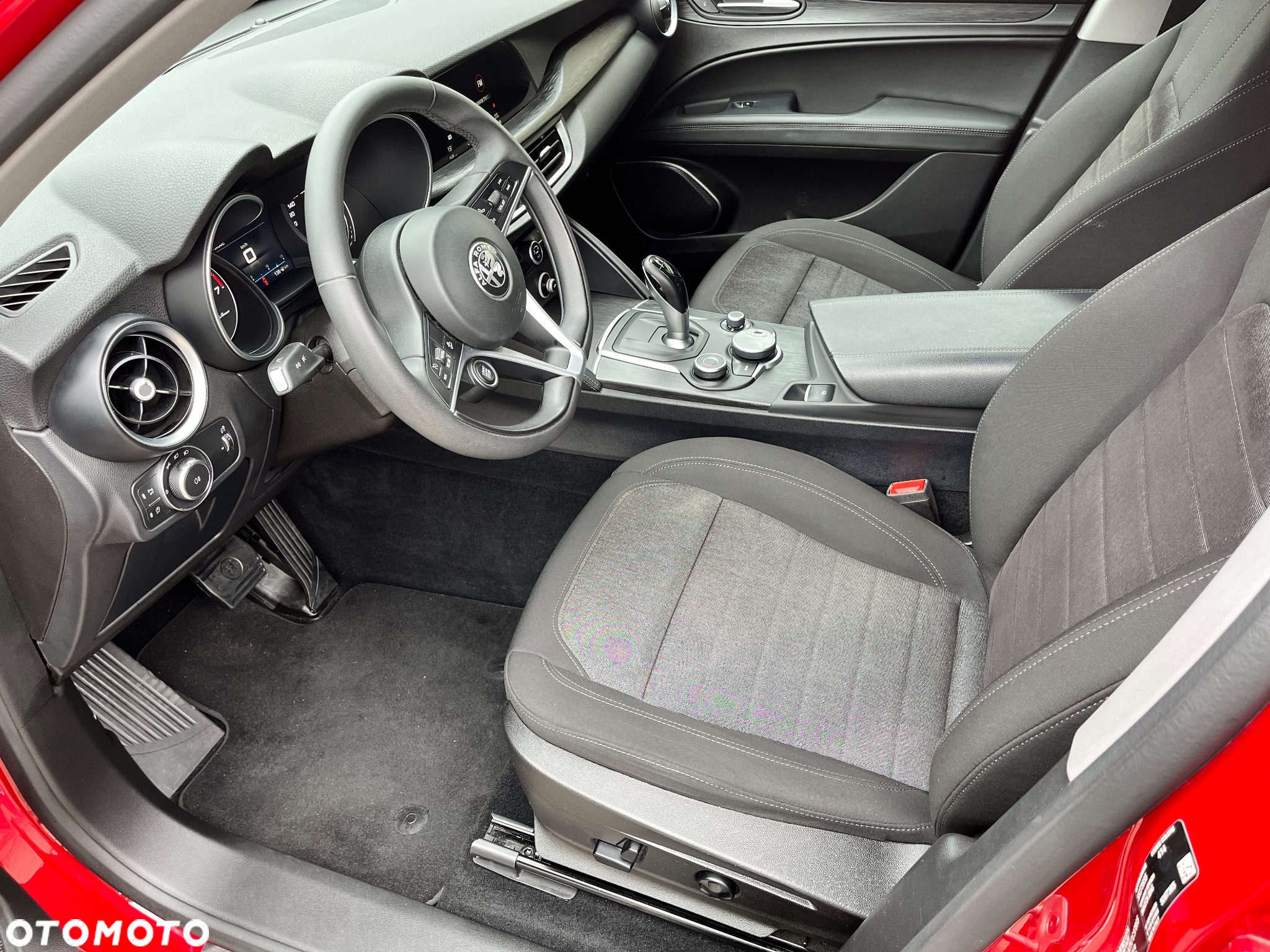 Alfa Romeo Stelvio - 6