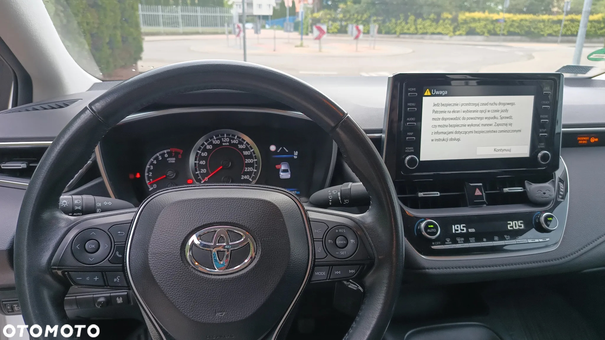 Toyota Corolla 1.6 Comfort - 18