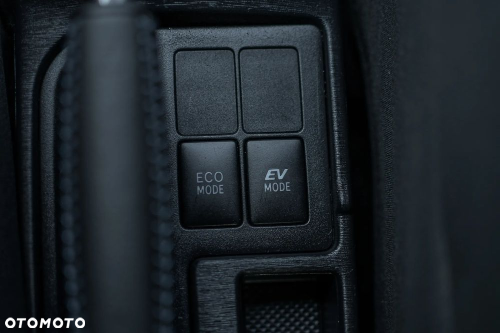 Toyota Yaris Hybrid 100 Premium - 18