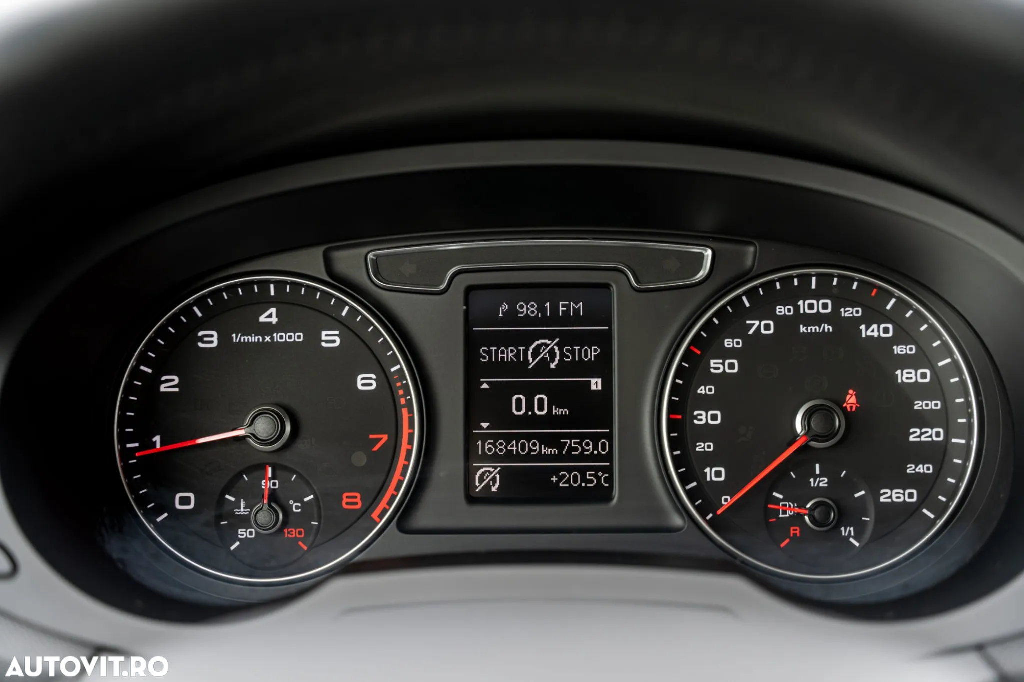 Audi Q3 1.4 TFSI Stronic Design - 21