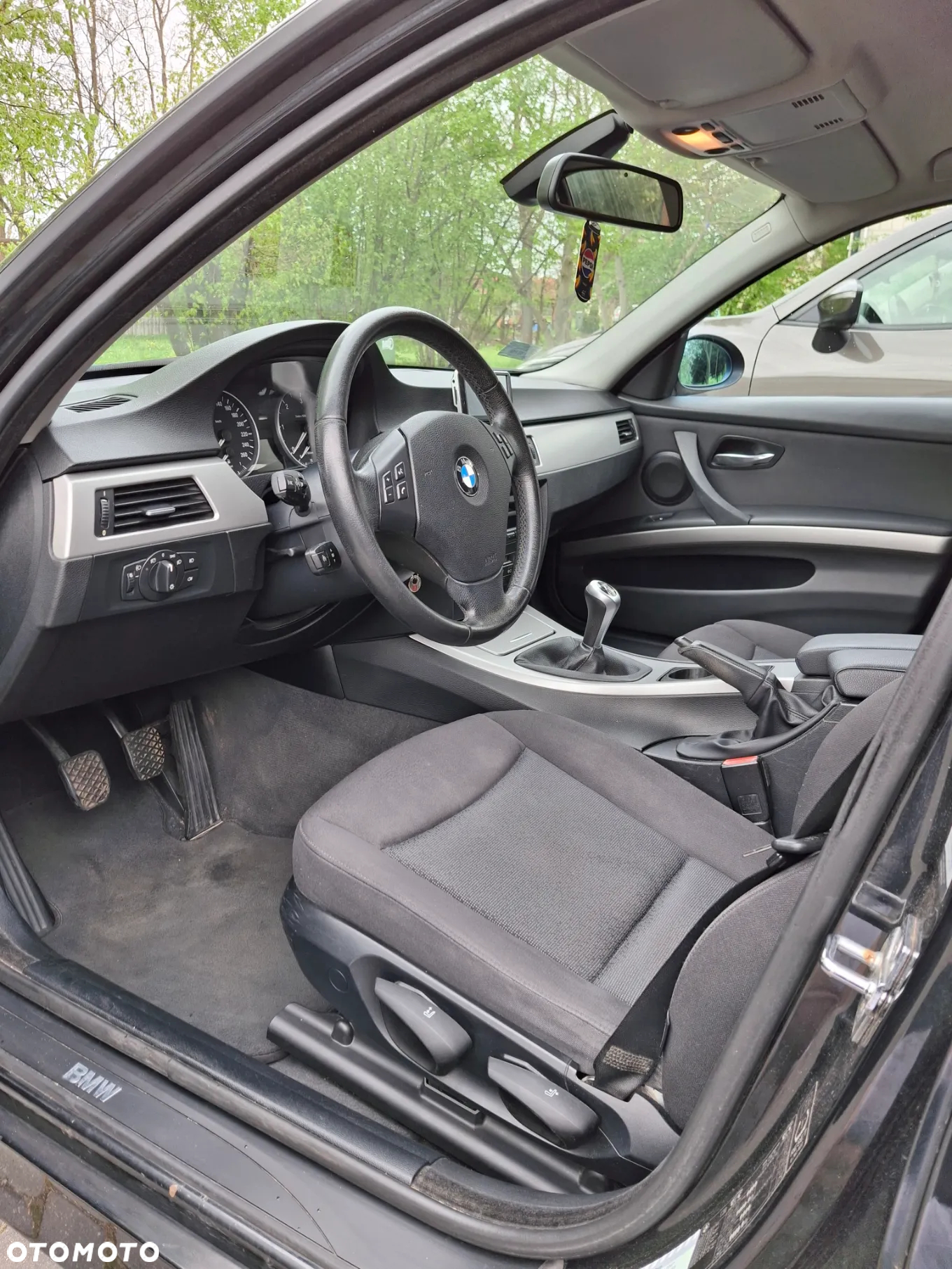 BMW Seria 3 318d - 9