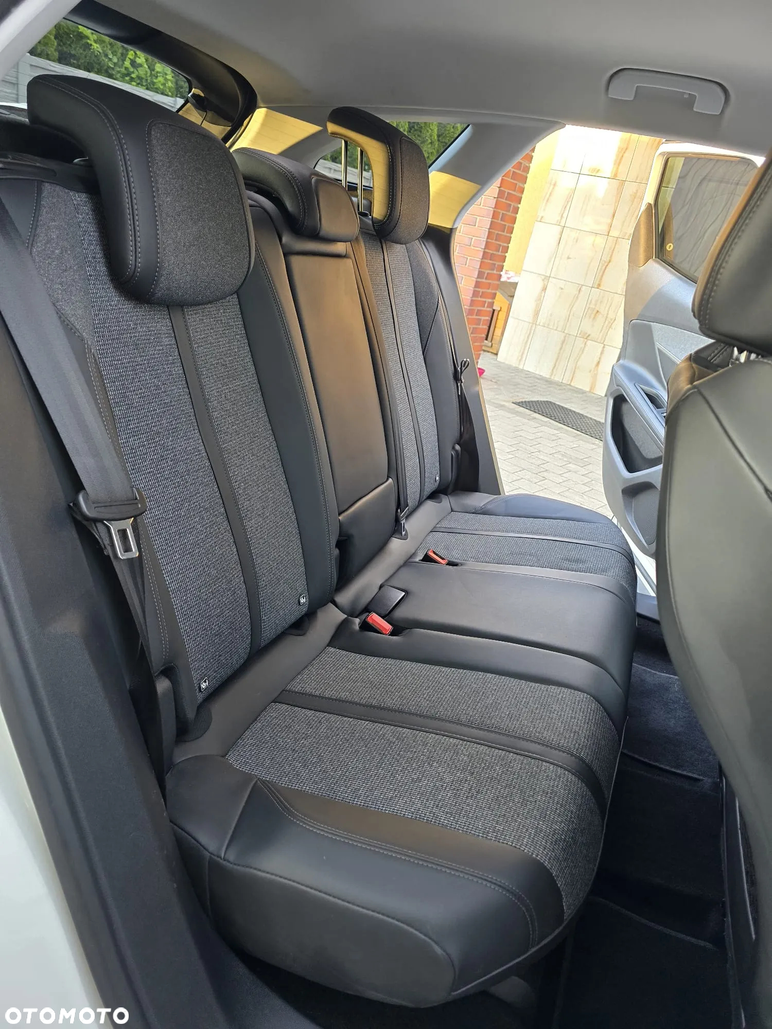 Peugeot 3008 PureTech 180 Stop & Start GPF EAT8 GT - 25