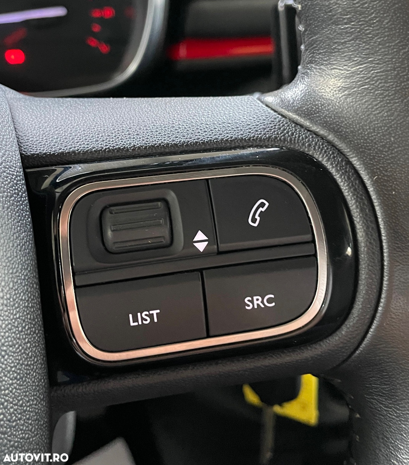 Citroën C3 Pure Tech 110 S&S EAT6 MAX - 23