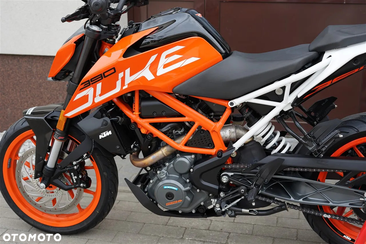 KTM Duke - 23