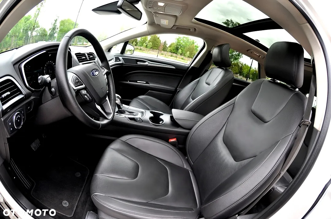 Ford Mondeo 2.0 TDCi Titanium PowerShift - 18