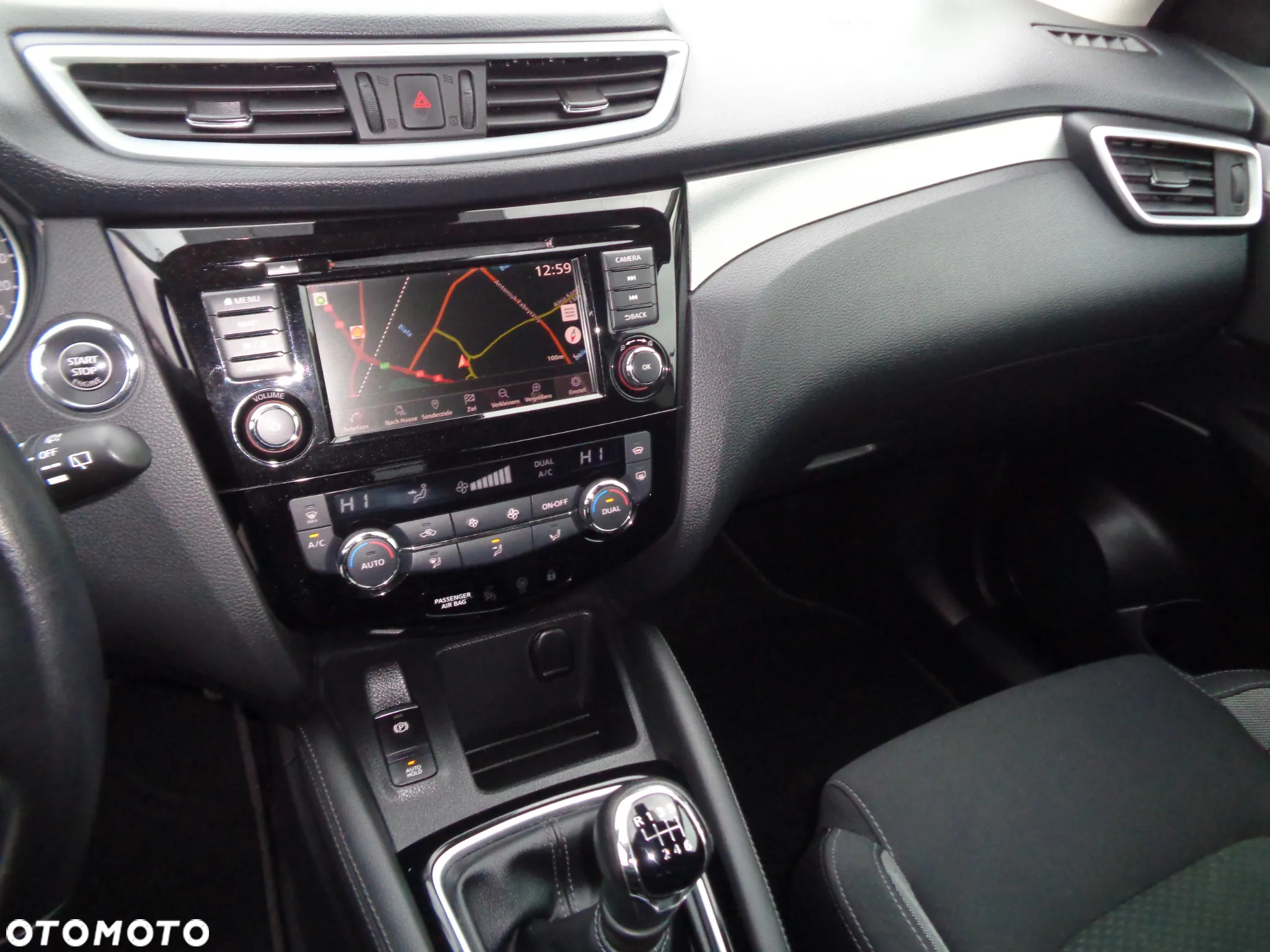Nissan Qashqai 1.3 DIG-T Tekna+ - 12