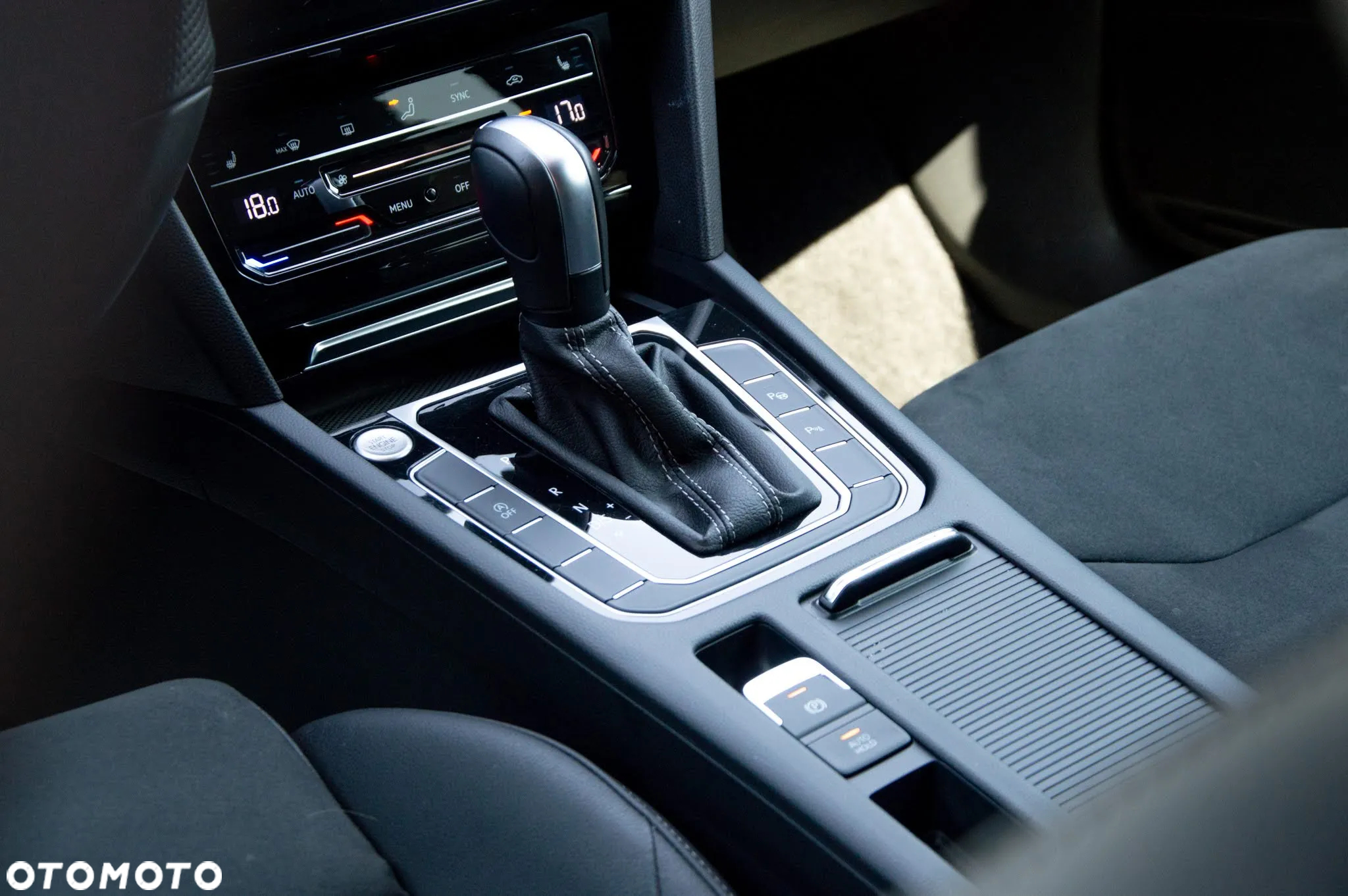 Volkswagen Arteon 2.0 TDI 4Motion R-Line DSG - 30