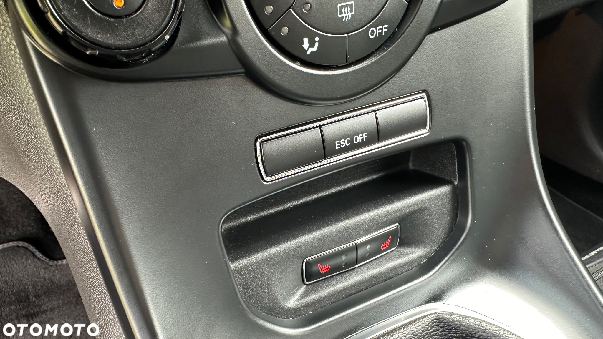 Ford Fiesta 1.6 EcoBoost mit Leder-Sport-Paket ST - 26