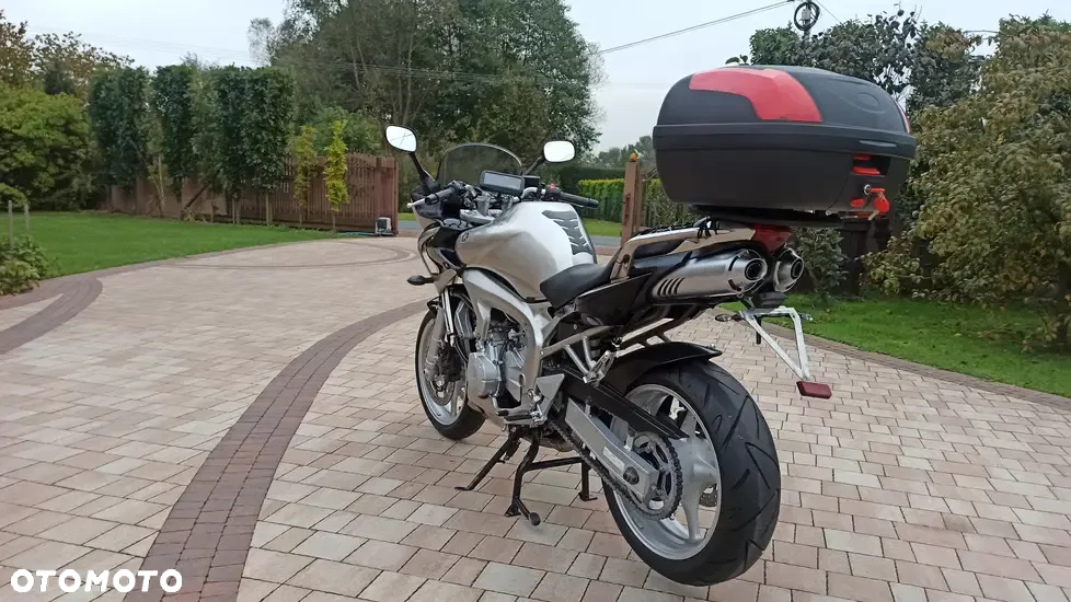 Yamaha FZ6 - 7