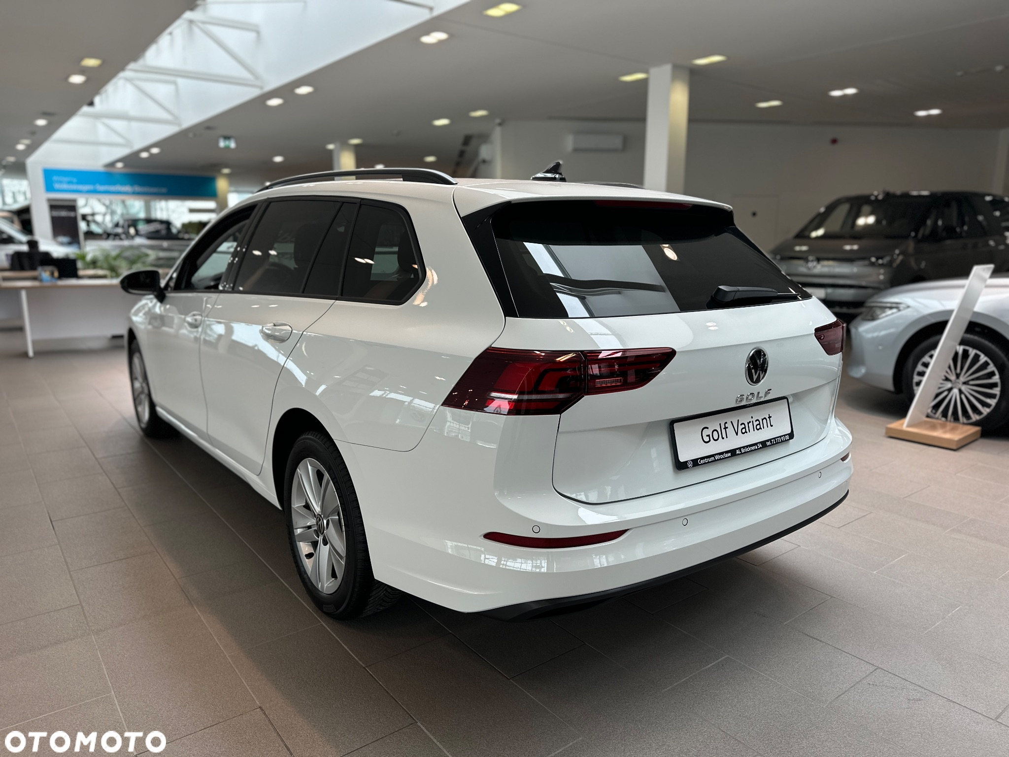 Volkswagen Golf VIII 1.5 TSI Life - 3