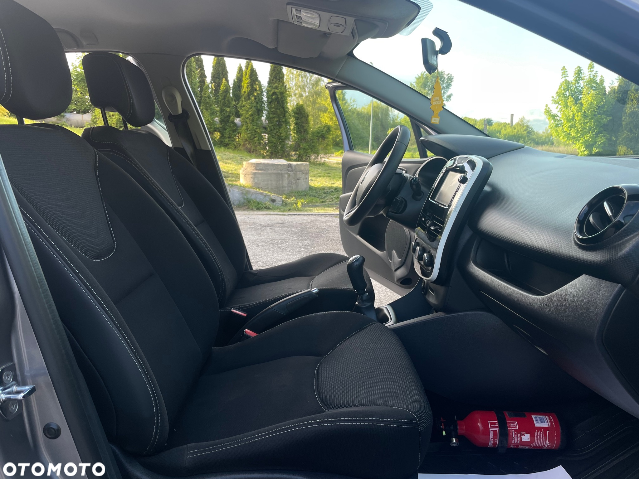 Renault Clio (Energy) TCe 90 Start & Stop INTENS - 16