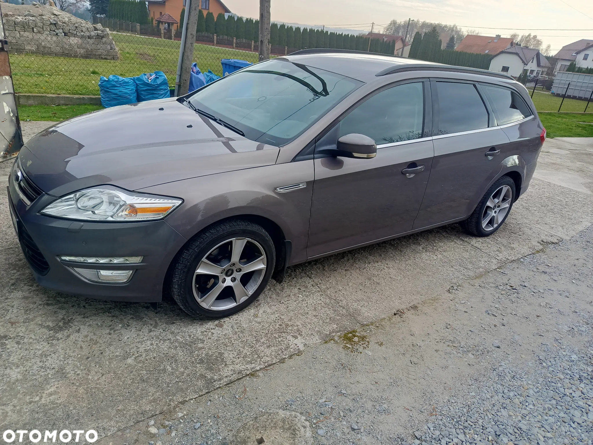 Ford Mondeo - 4