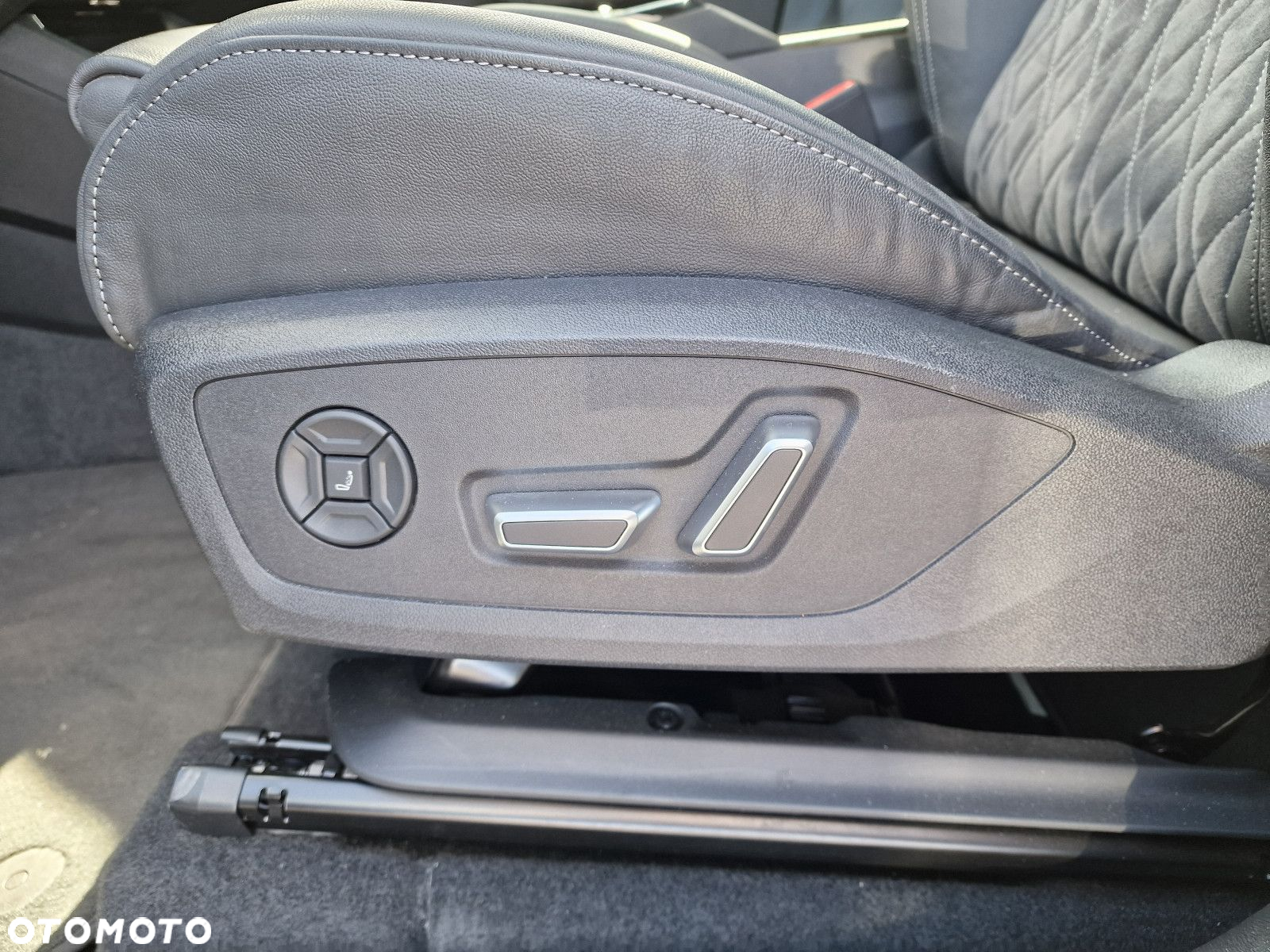 Audi Q6 - 11