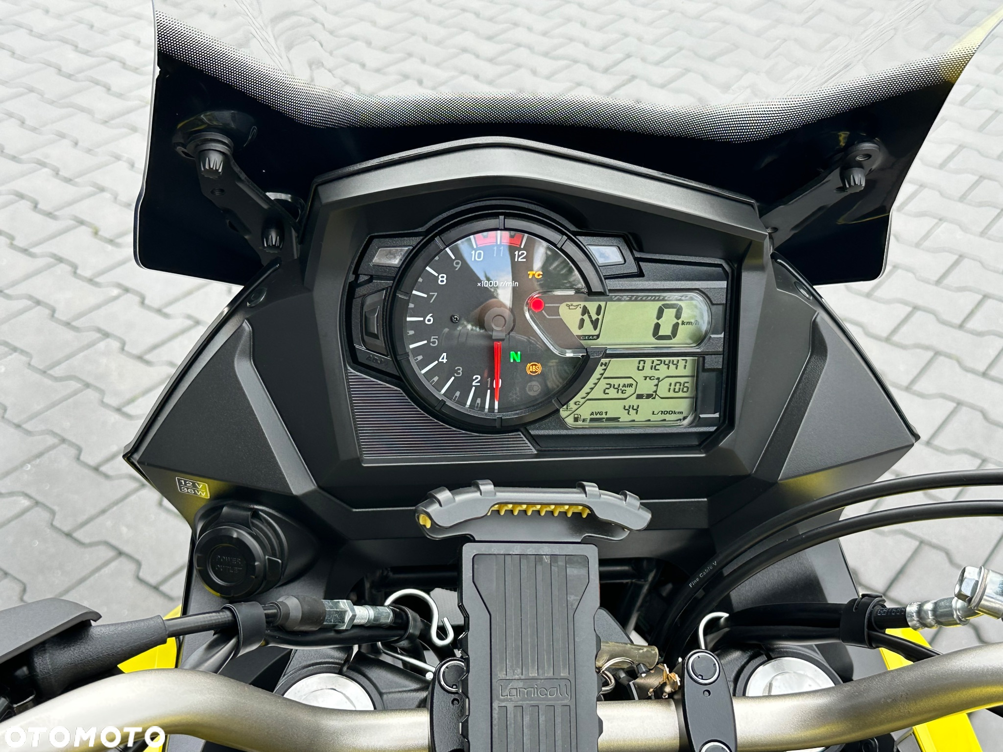 Suzuki V-STROM - 20