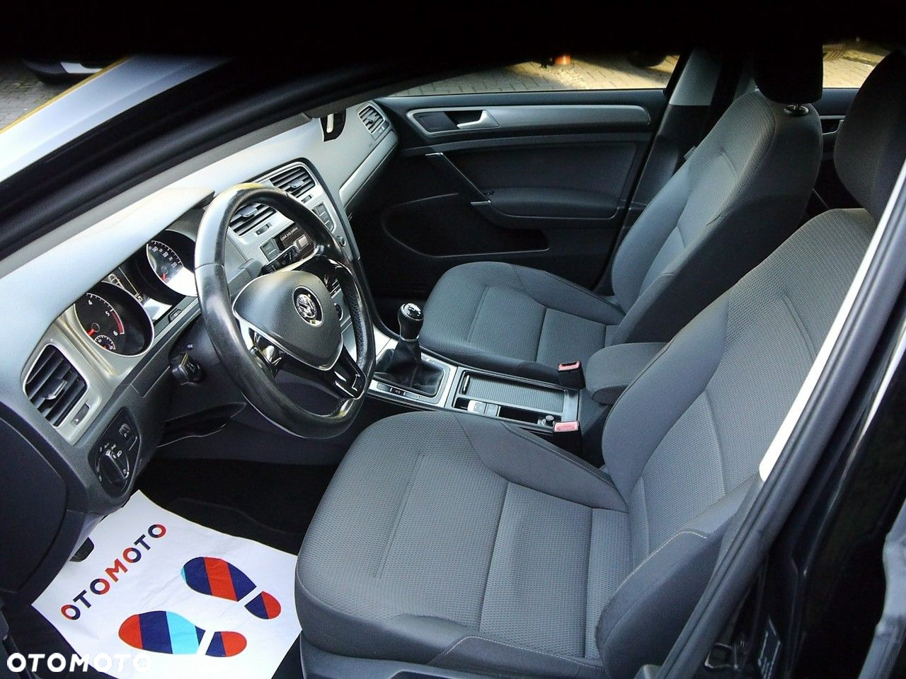 Volkswagen Golf 1.6 BlueTDI Comfortline - 22