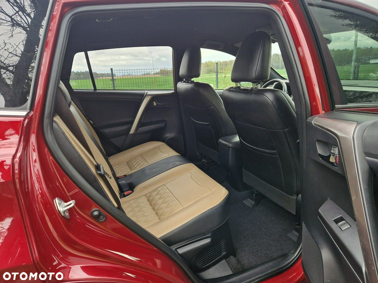 Toyota RAV4 - 25