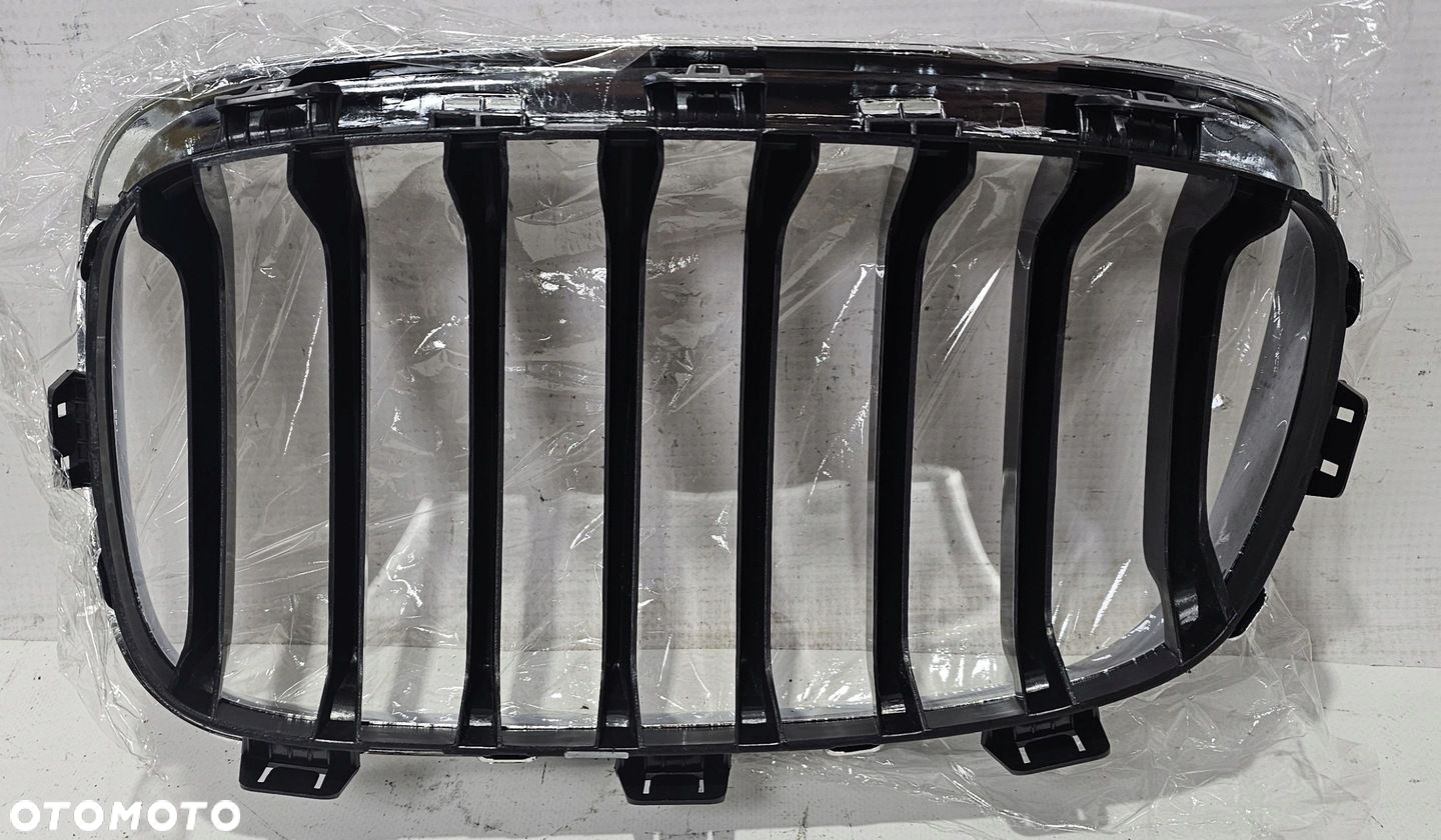 NOWA ATRAPA KRATKA GRILL NERKA CHROM PRAWY PRZÓD BMW F20 / F21 - 0633512 - 4