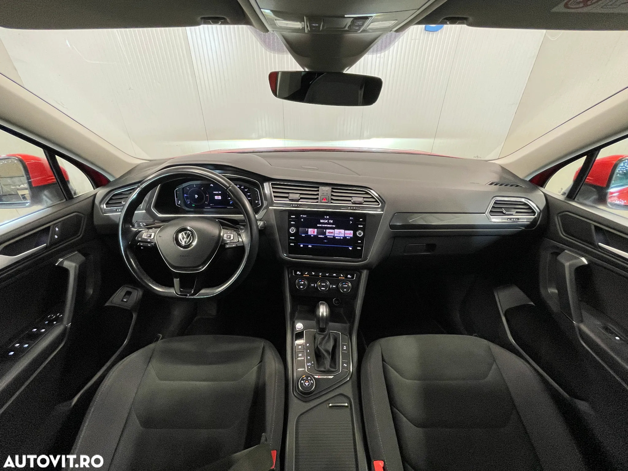 Volkswagen Tiguan 2.0 TDI 4Mot DSG Highline - 8