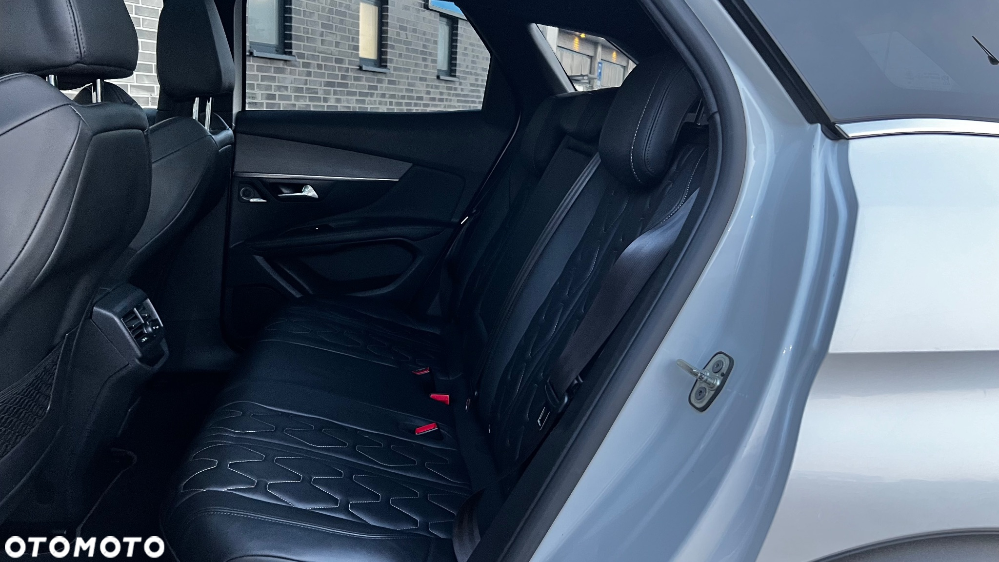Peugeot 3008 2.0 BlueHDi GT S&S EAT8 - 29
