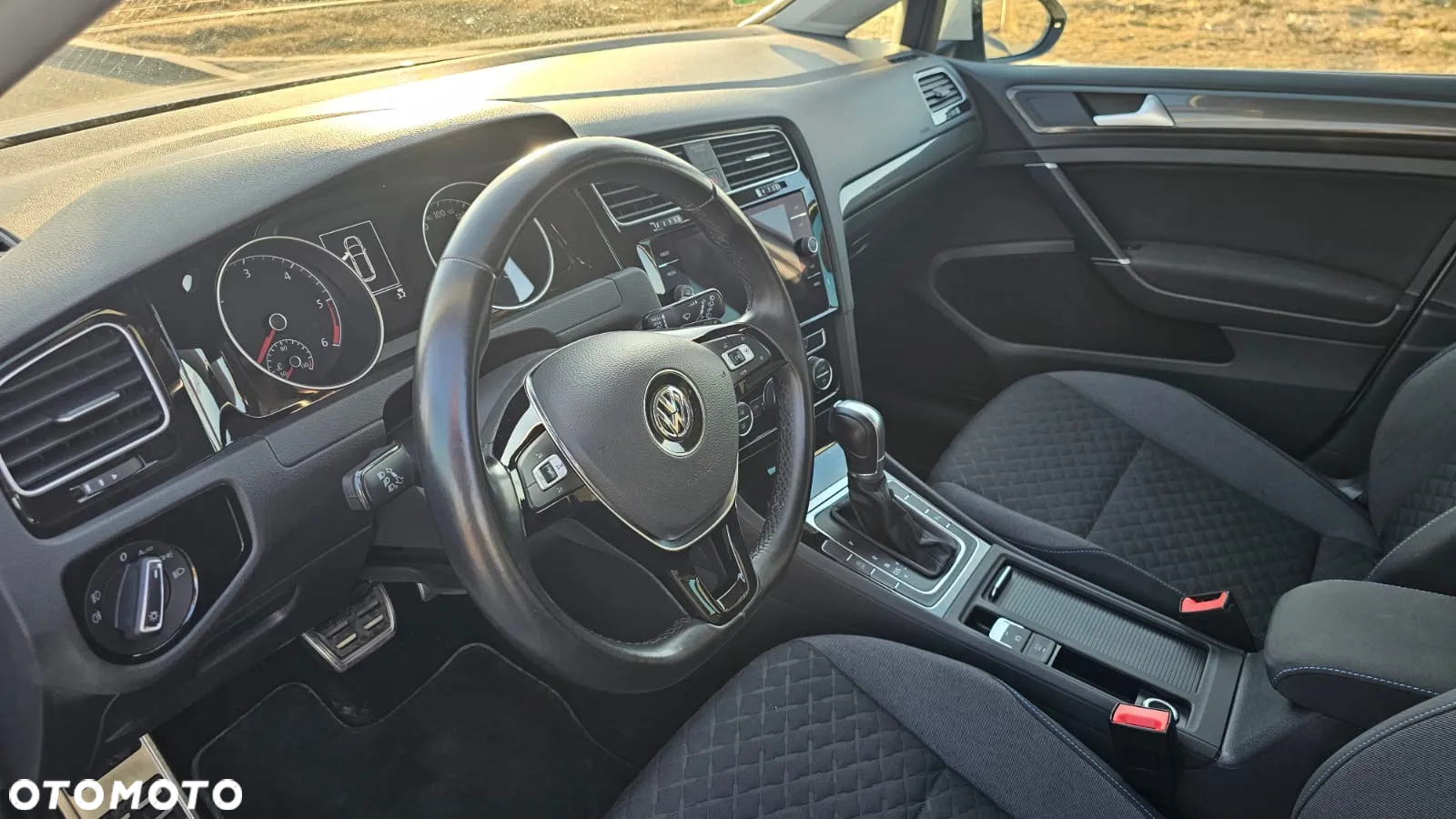 Volkswagen Golf Variant 2.0 TDI SCR DSG Join - 10
