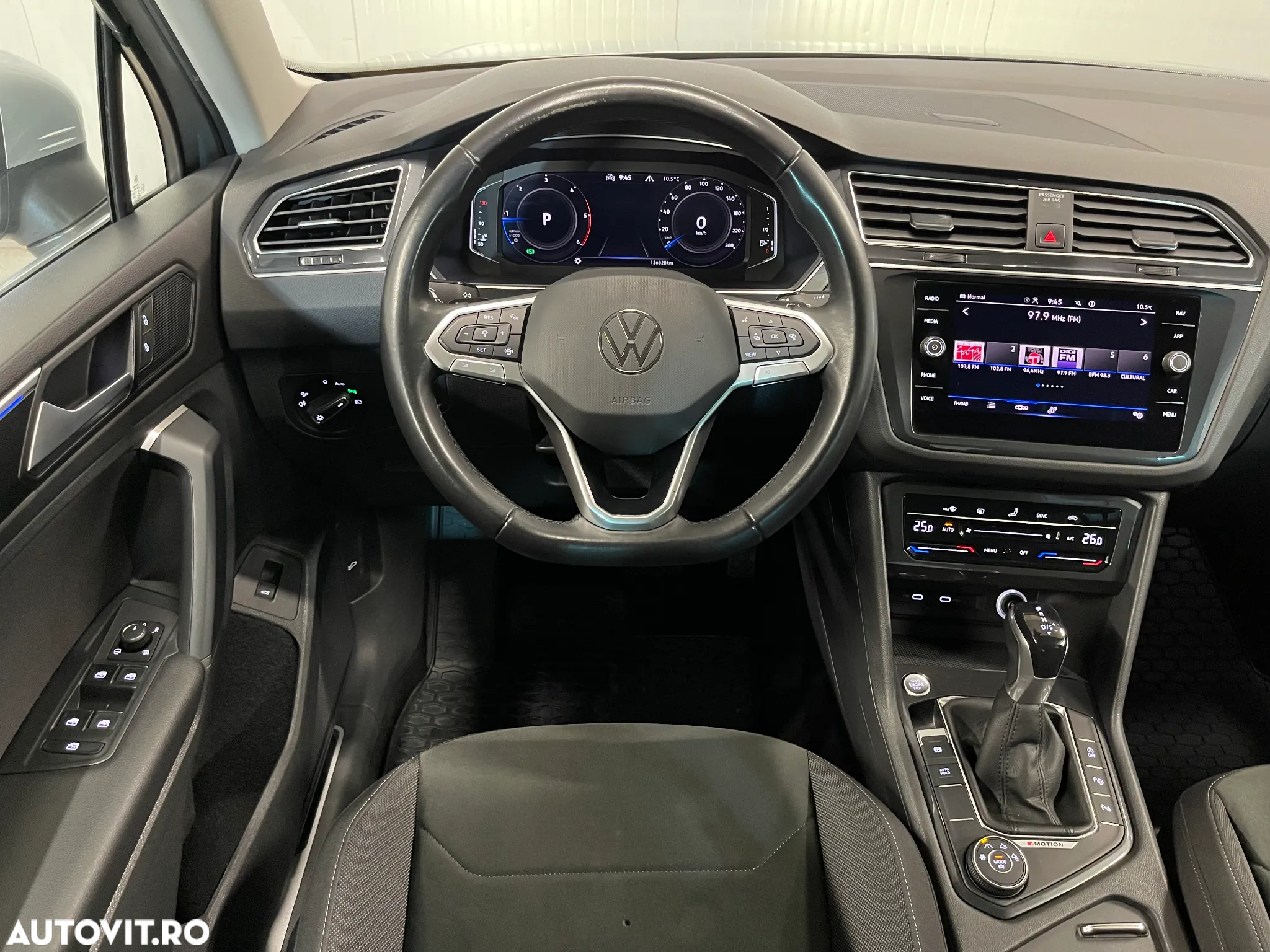 Volkswagen Tiguan 2.0 TDI SCR DSG 4Motion Elegance - 6