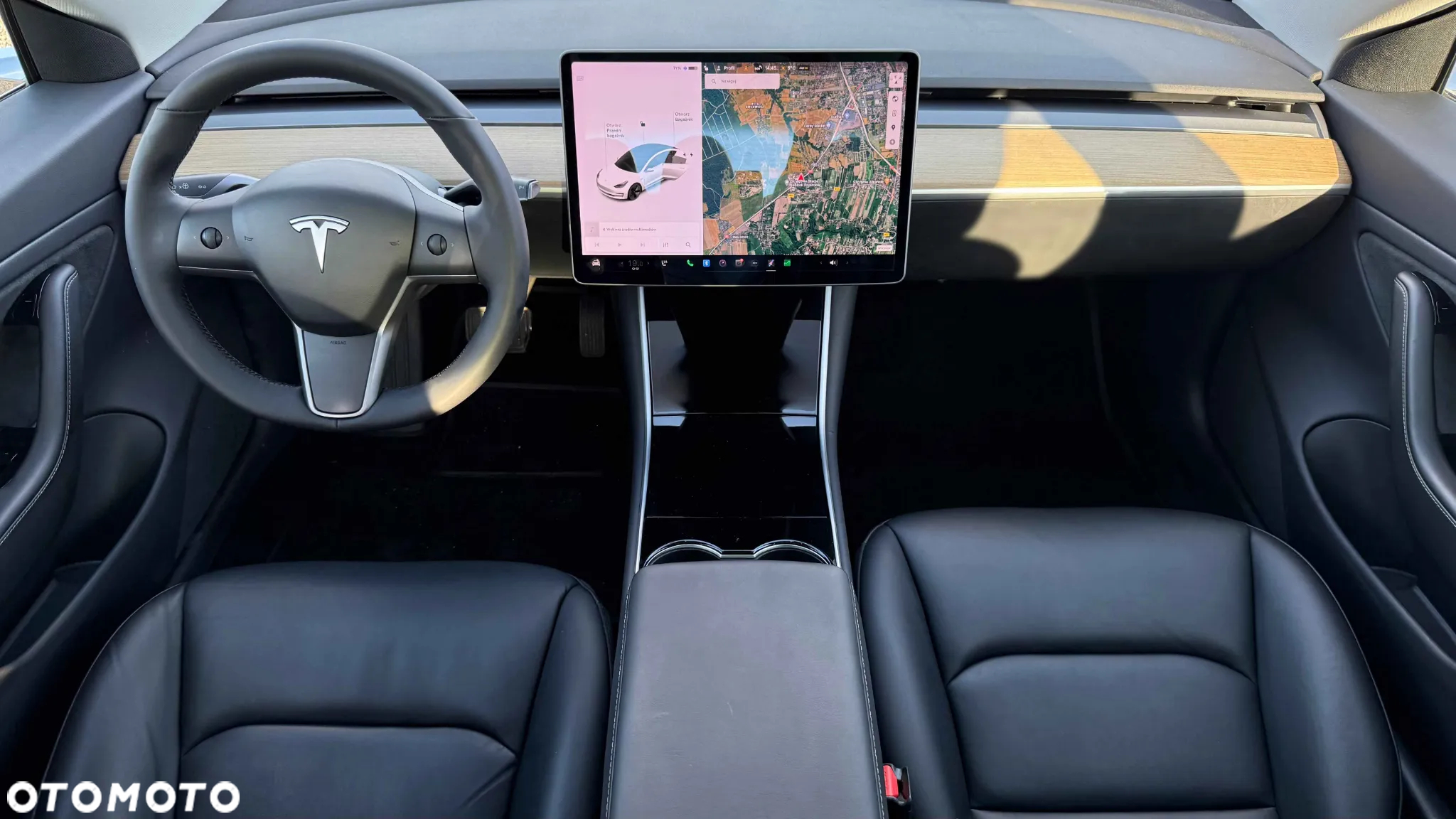 Tesla Model 3 - 7