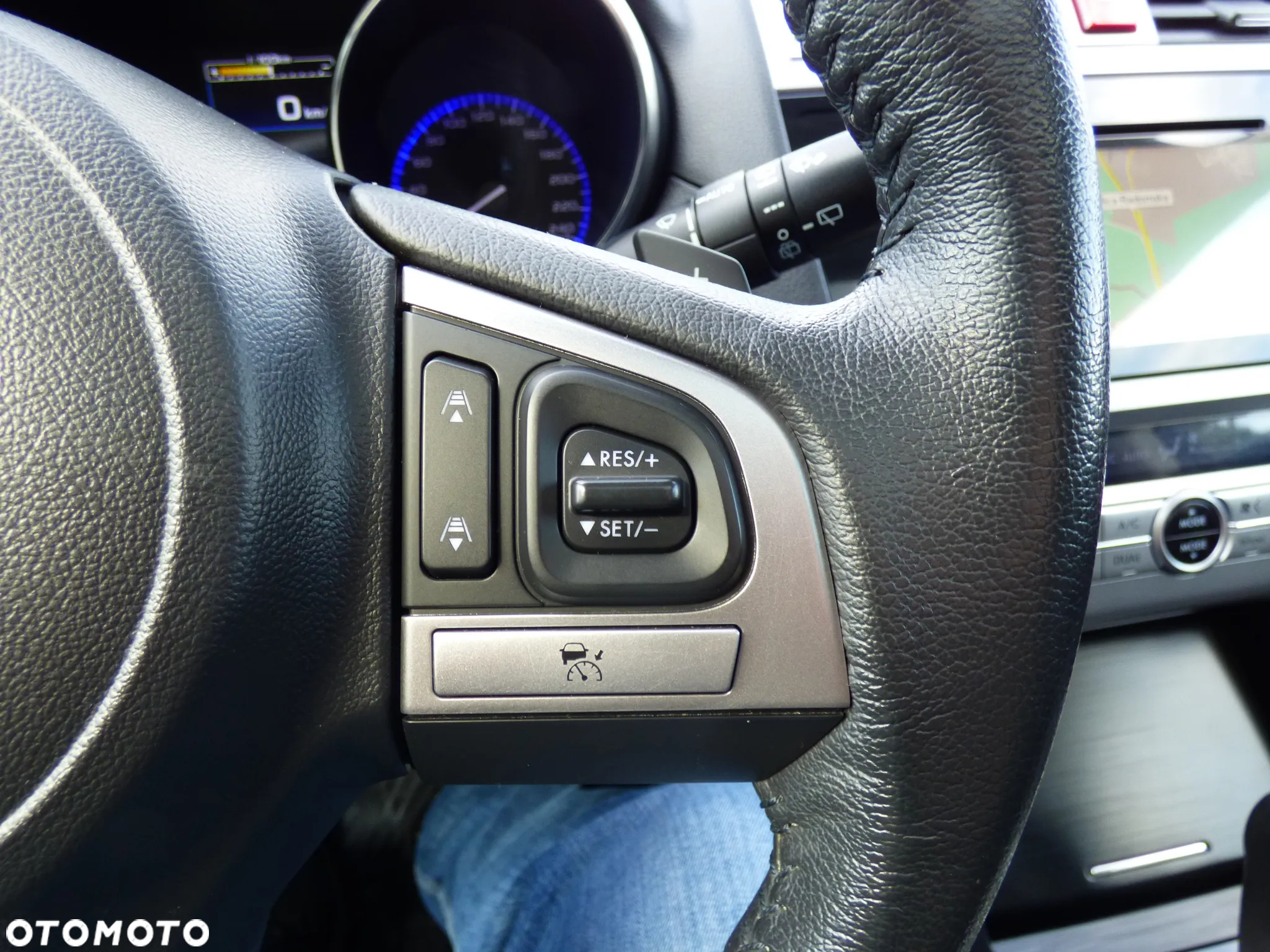 Subaru Outback 2.0D Exclusive Lineartronic - 12