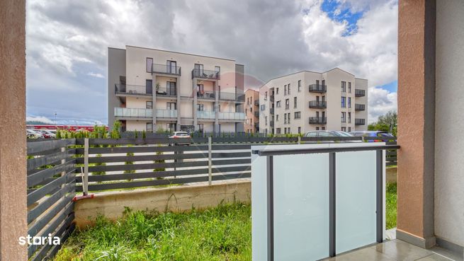 Apartament de vanzare cu 2 camere si curte 28 mp în Cristian-11