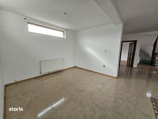 Vilă în localitatea Horia, teren 1300 mp - Imagine principală: 4/8