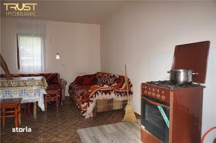 Casa, anexe, teren, gradina, livada - Imagine principală: 5/16