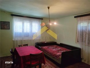 Casa de vanzare in Ghioroc pe Valea Domneasca - Imagine principală: 5/13