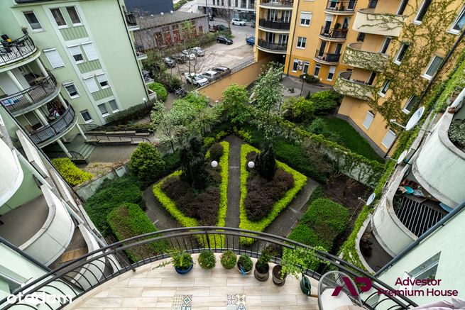 Dwupoziomowy apartament w ścisłym centrum Poznania-17