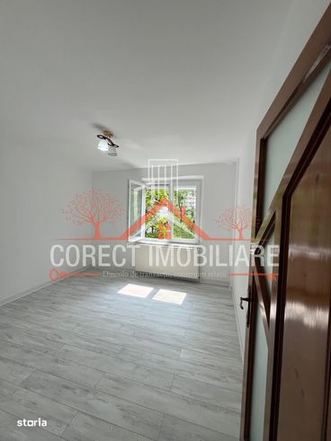 Apartament 4 camere decomandat – 72 mp – Imparatul Traian-11